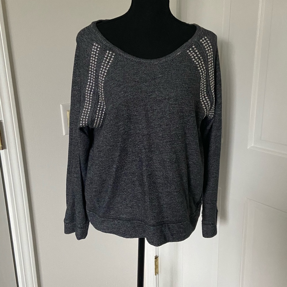 Grey Long-Sleeved Sweatshirt With Silver Grommets